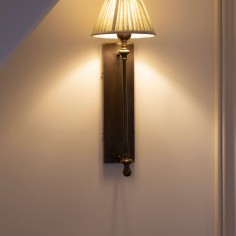 Montpellier Wall Lamp