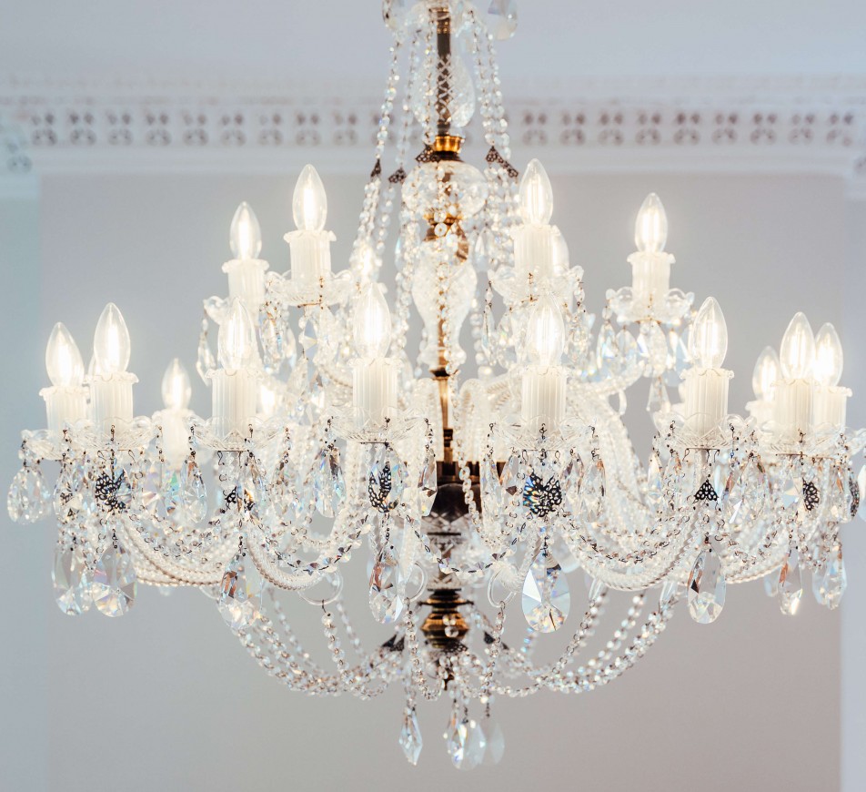 Balmoral Large Crystal Chandelier Regency