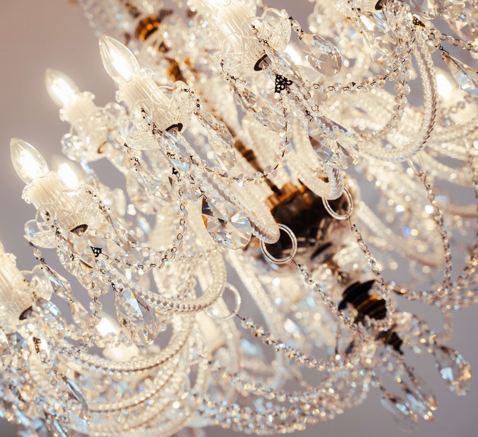 Balmoral Large Crystal Chandelier Regency