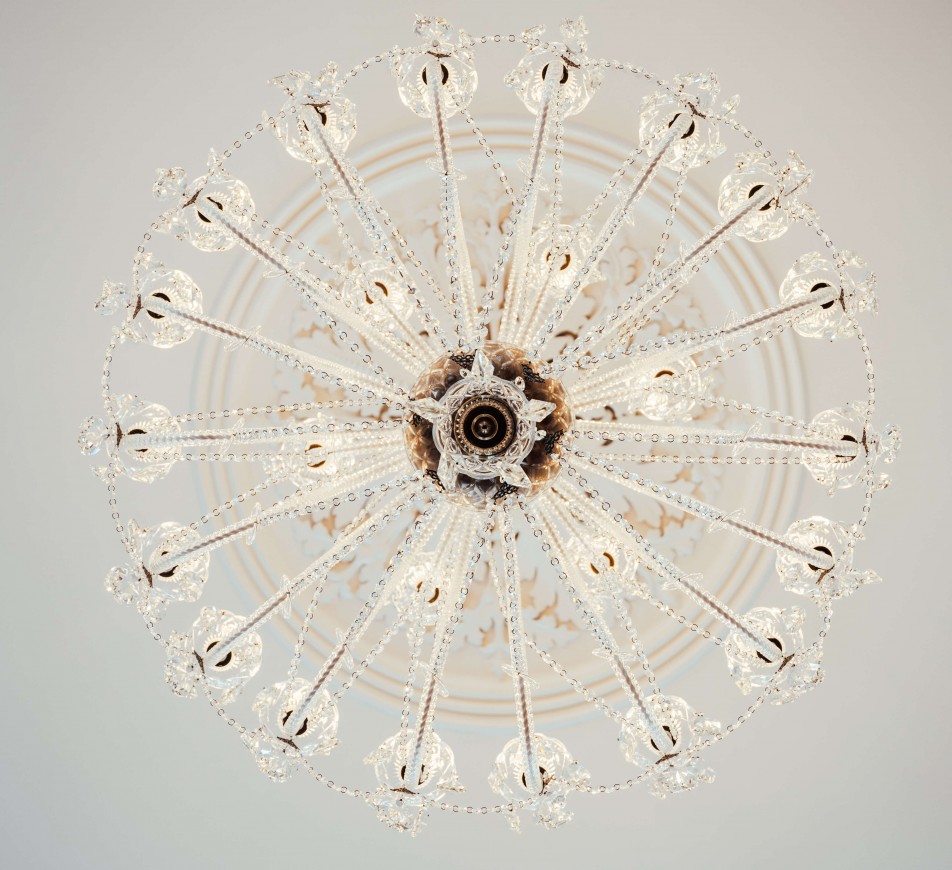 Balmoral Large Crystal Chandelier Regency