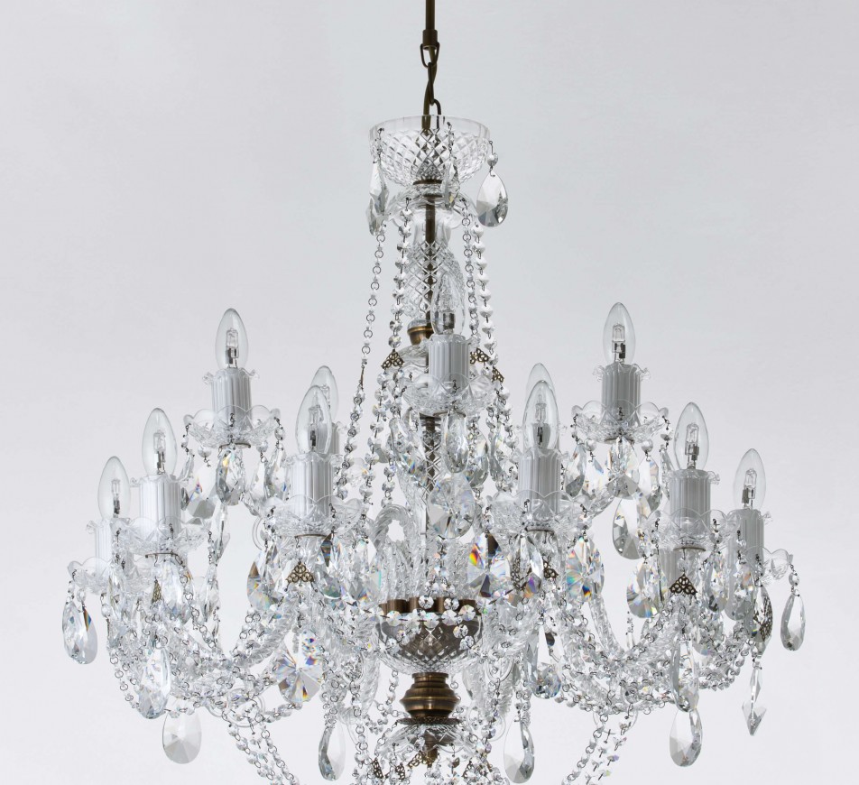 Balmoral Crystal Chandelier Medium Regency ChandeliersBalmoral Crystal Chandelier Medium Regency Chandeliers