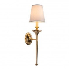 Georgian Granham Wall Light With a Shade