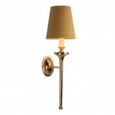 Georgian Granham Wall Light With a Shade