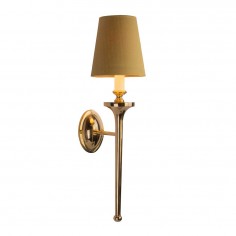 Georgian Granham Wall Light With a Shade