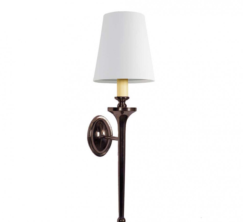 Georgian Granham Wall Light With a Shade